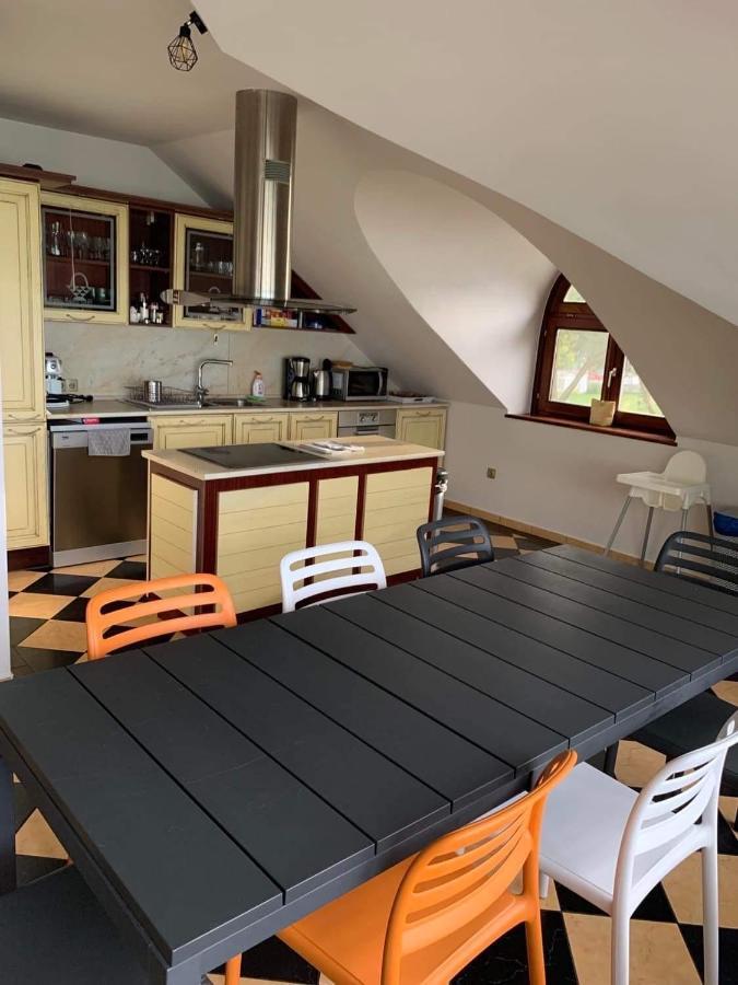 Szines Panorama Apartman Balatonlelle Exteriör bild